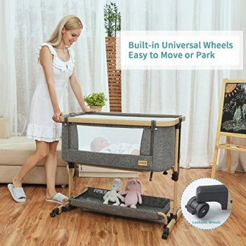 AKME bassinet with built in wheels